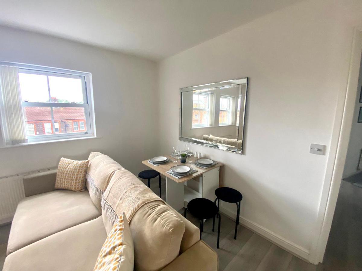Lovely Stylish Apartment Near Penny Lane! Free Parking Liverpool Exterior foto